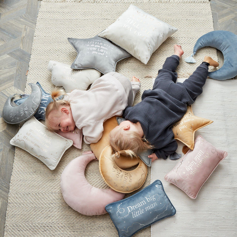 Bambino 'Dream Big Little One' Velvet Cloud Cushion