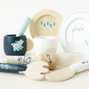 Wooden Cutlery & Dinner Set with Fabric Napkin – 10 Piece Pretend Play Dining Collection by Le Toy Van